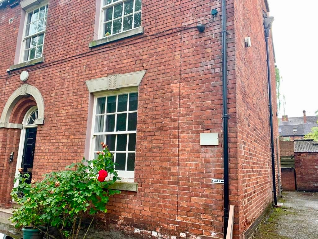 Flat Conway Street in Sheffield