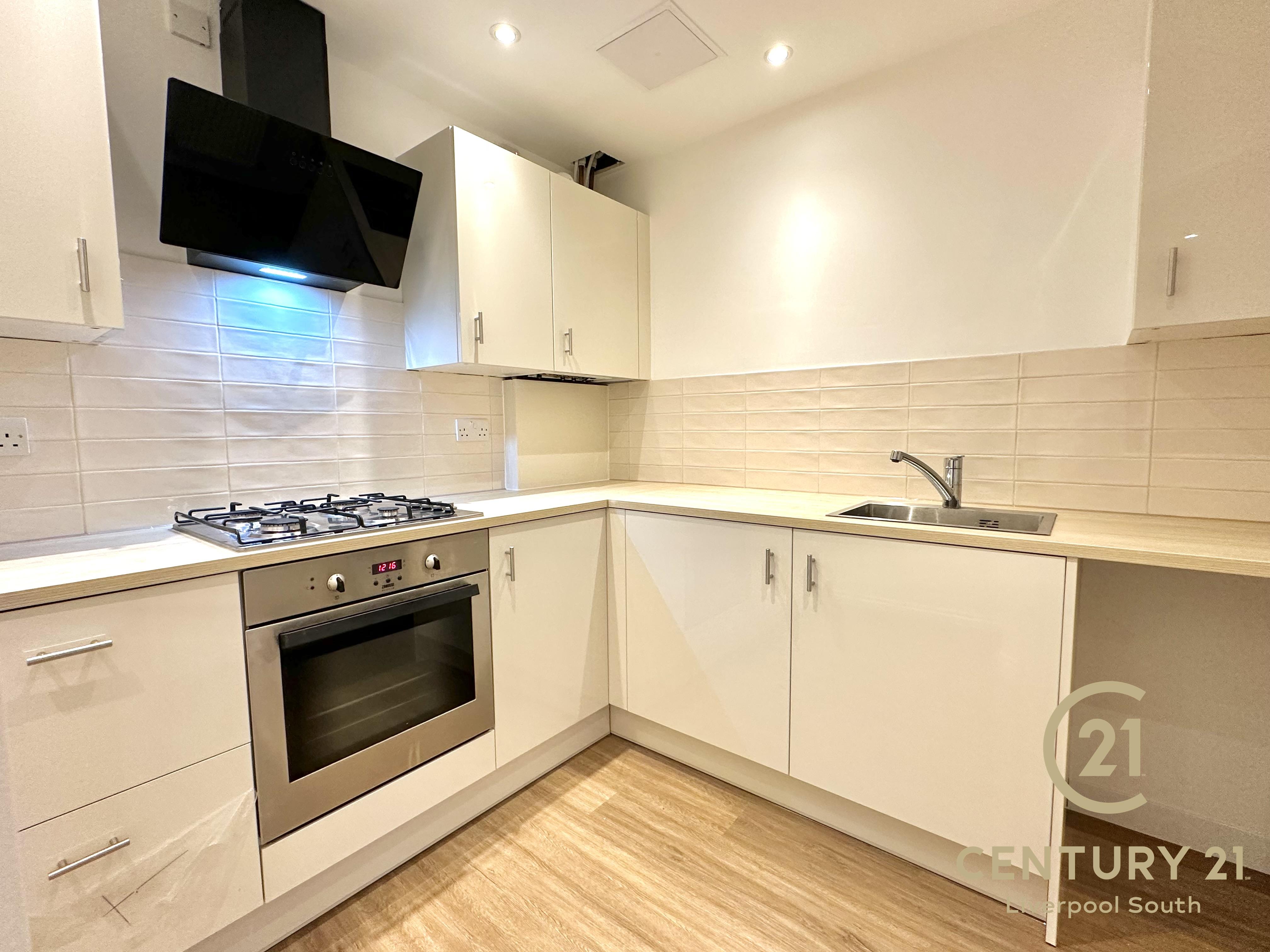 Flat Arundel Avenue in Liverpool