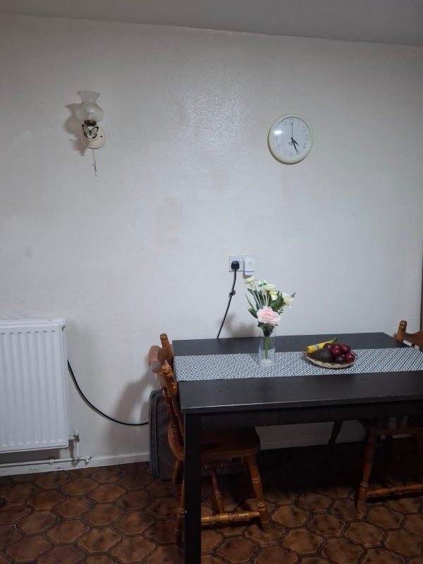 Room Leonard Robbins Path in Greater London