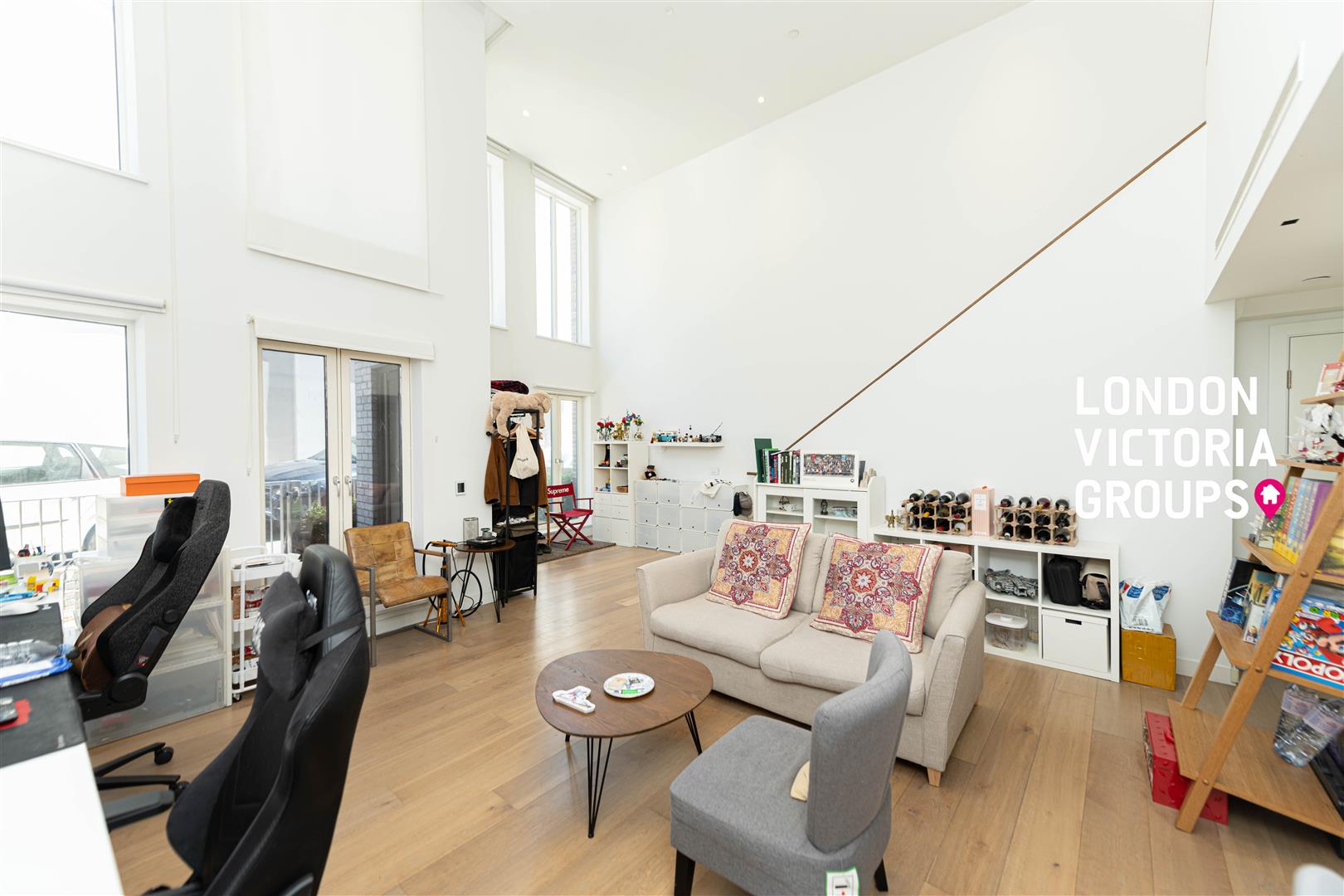 Flat Phoenix Place in Greater London