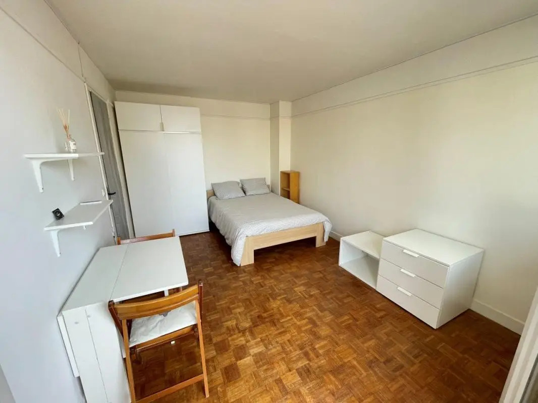 Flat Rue de l'Abbé Carton in Paris