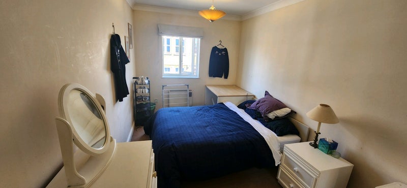 Room Bolingbroke Walk in Greater London