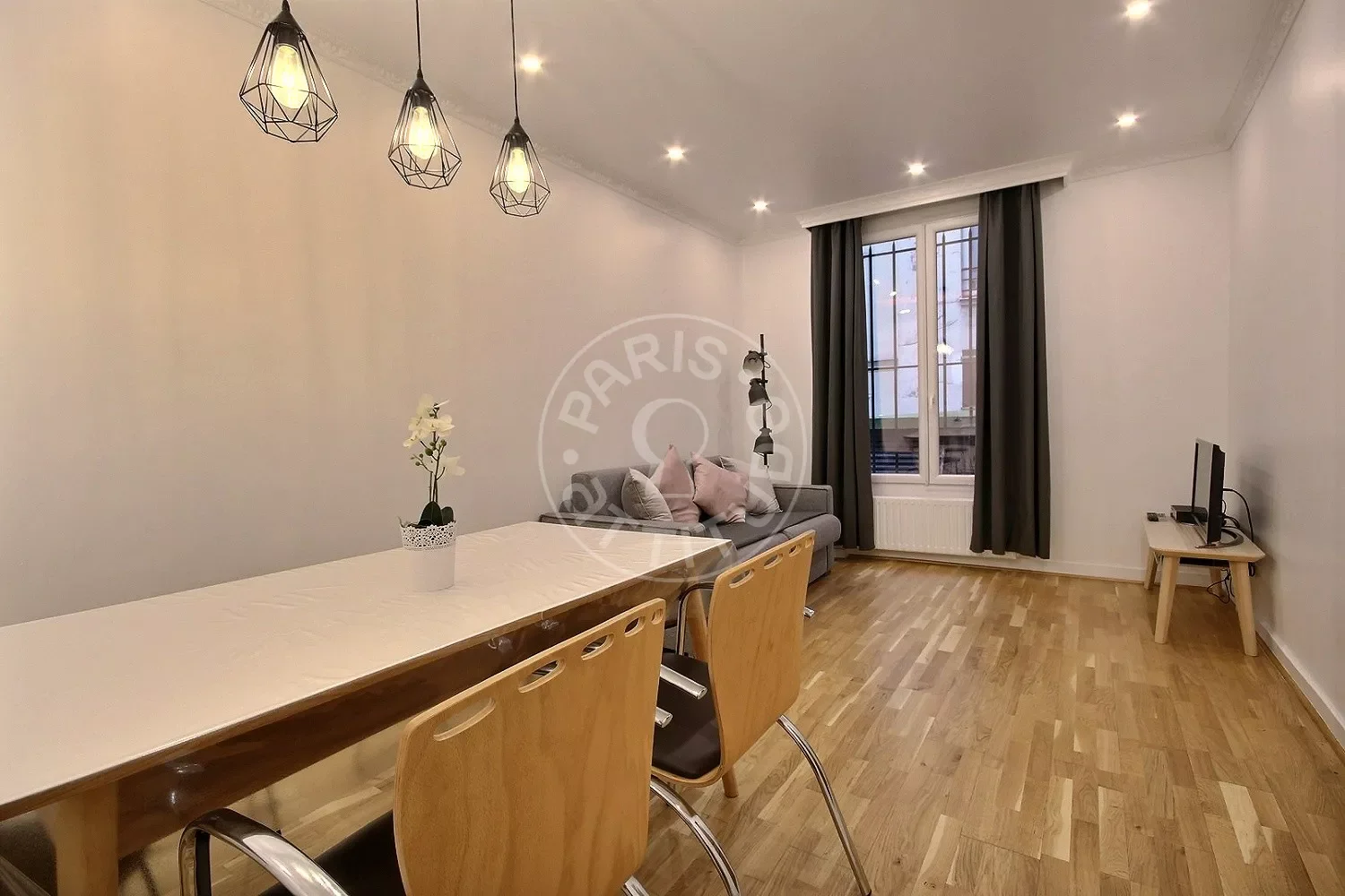 Flat Boulevard de Strasbourg in Paris