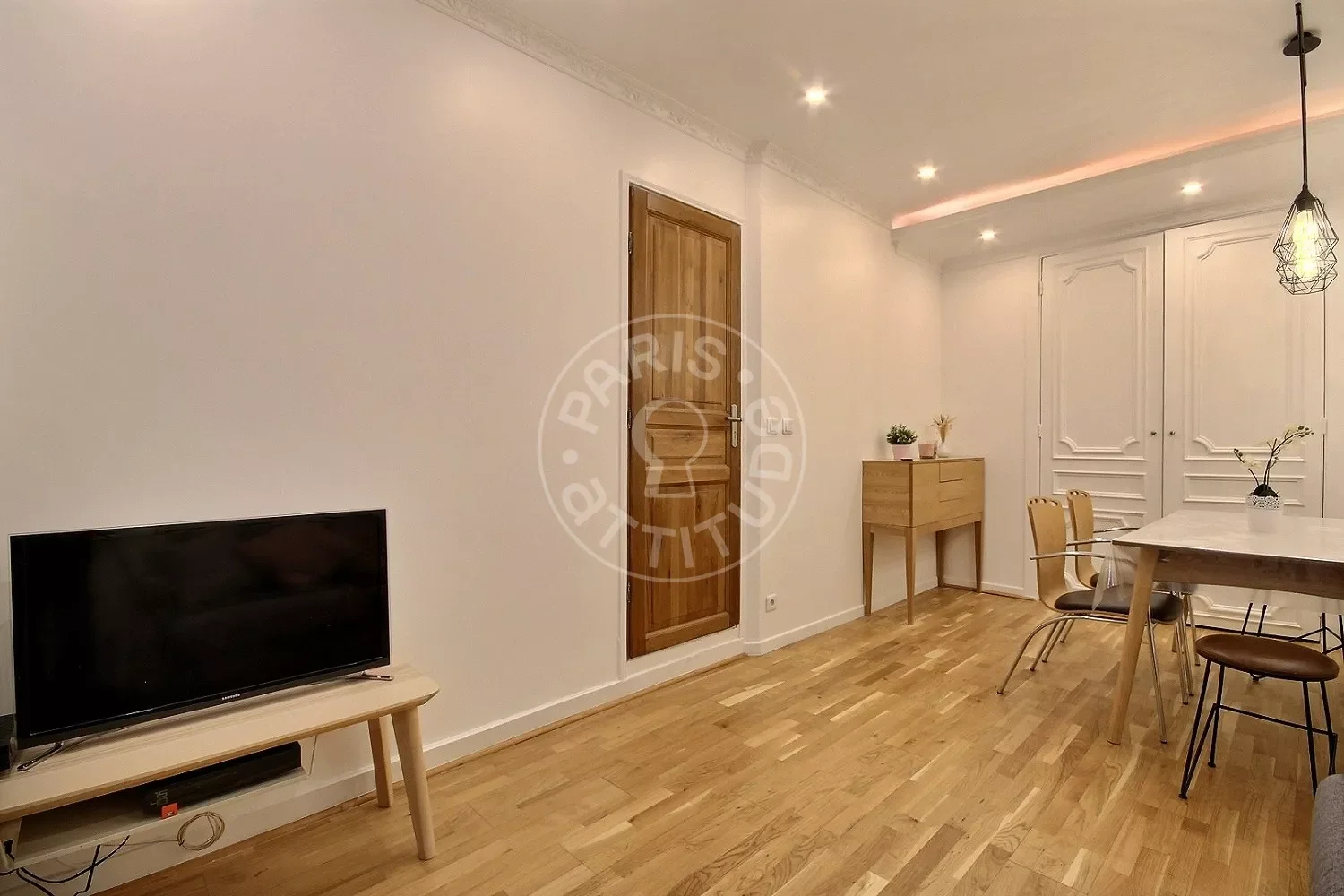 Flat Boulevard de Strasbourg in Paris