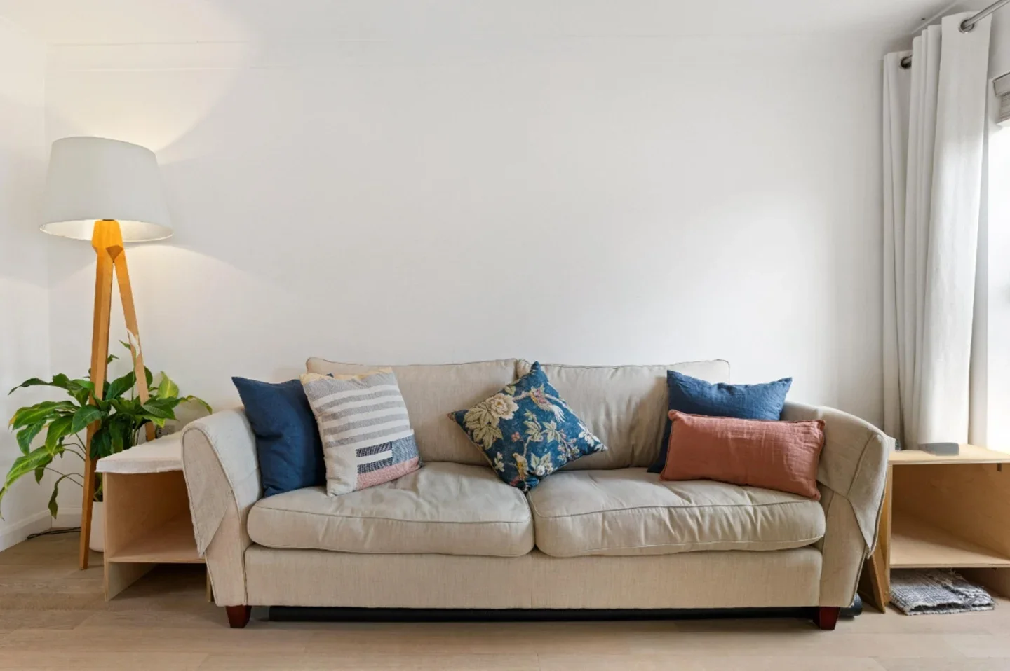 Flat Collinson Walk in Greater London