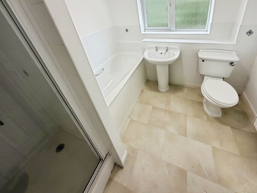 Flat Coracle Close in Fareham