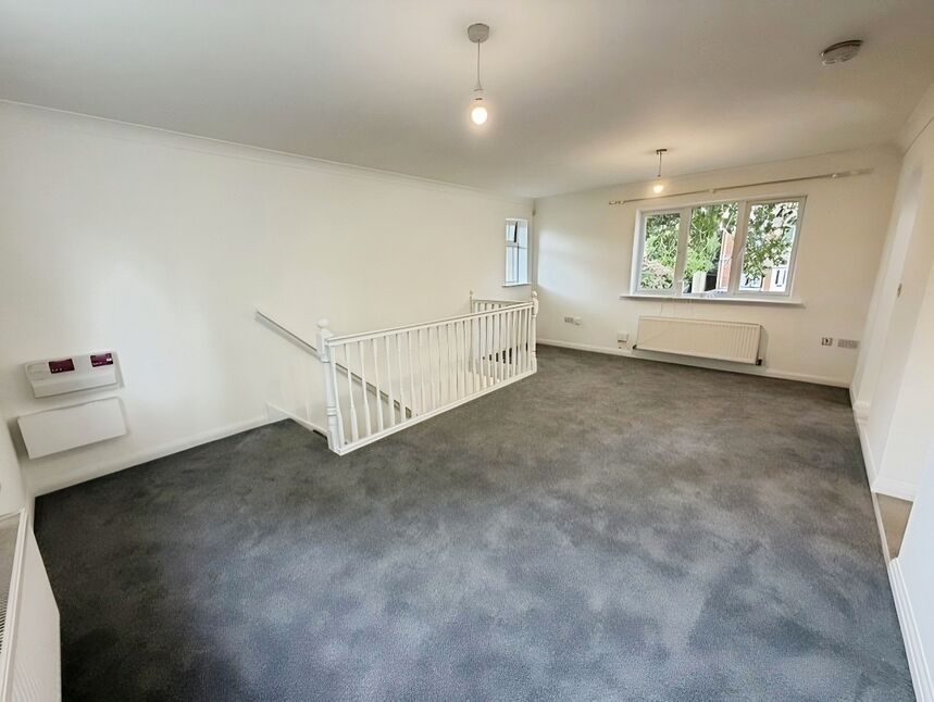 Flat Coracle Close in Fareham