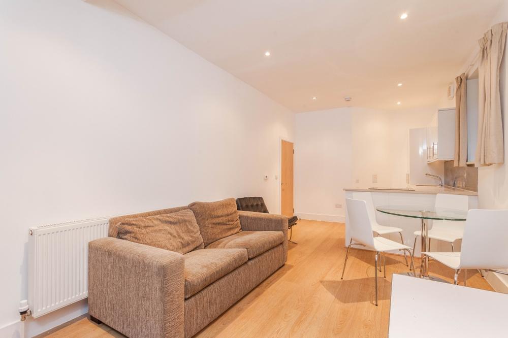Flat Brendon Street in City of Westminster