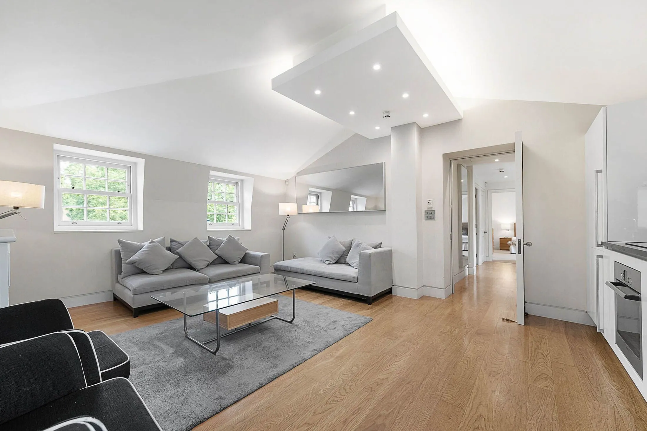 Flat Oakley Street in Greater London