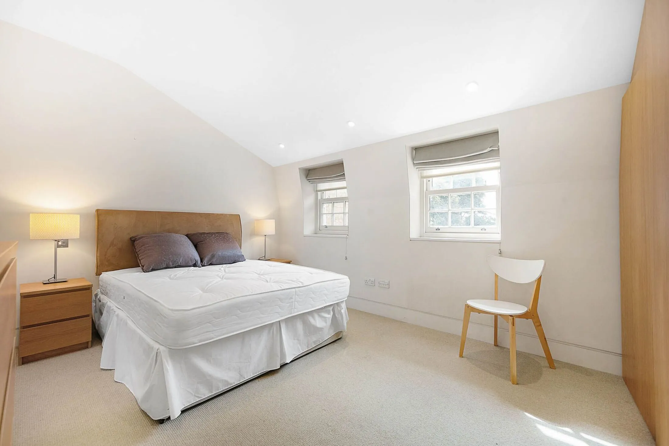 Flat Oakley Street in Greater London