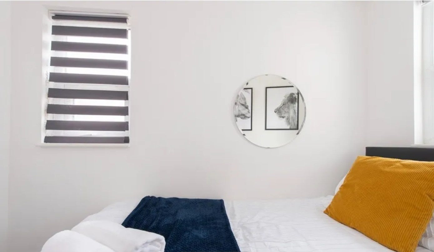 Flat Willenhall Road in Greater London