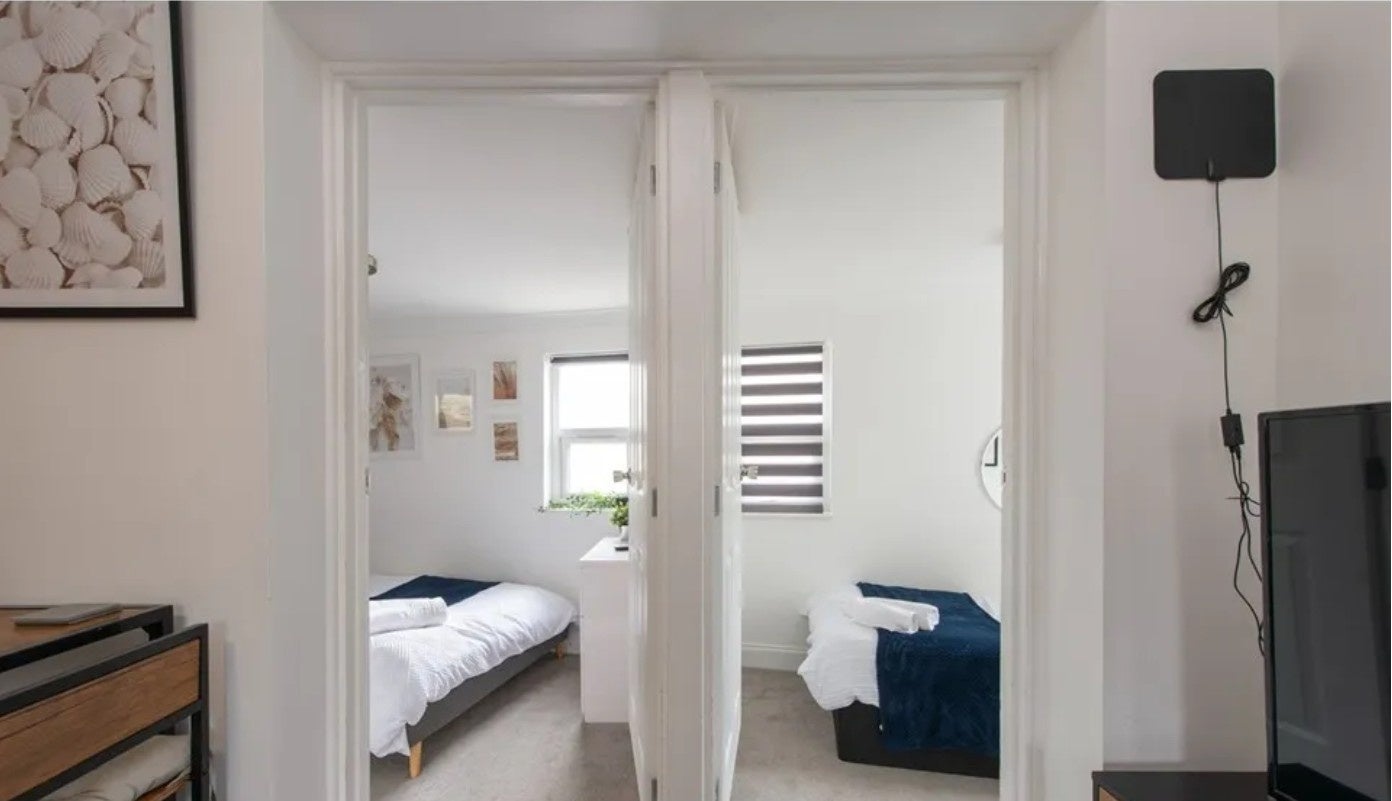 Flat Willenhall Road in Greater London