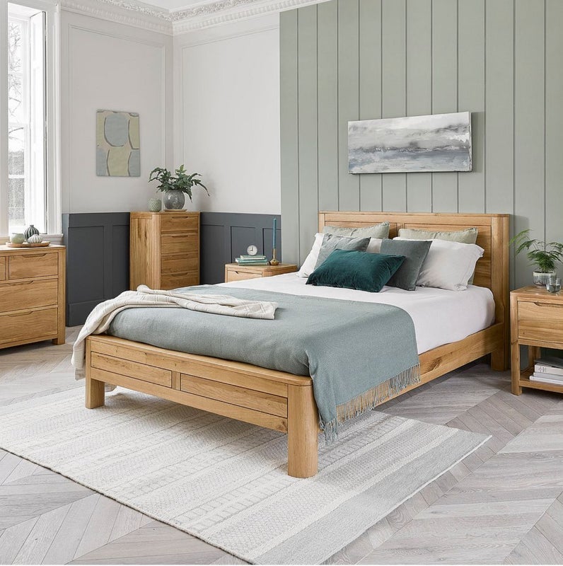 Room Bristow Road in Greater London