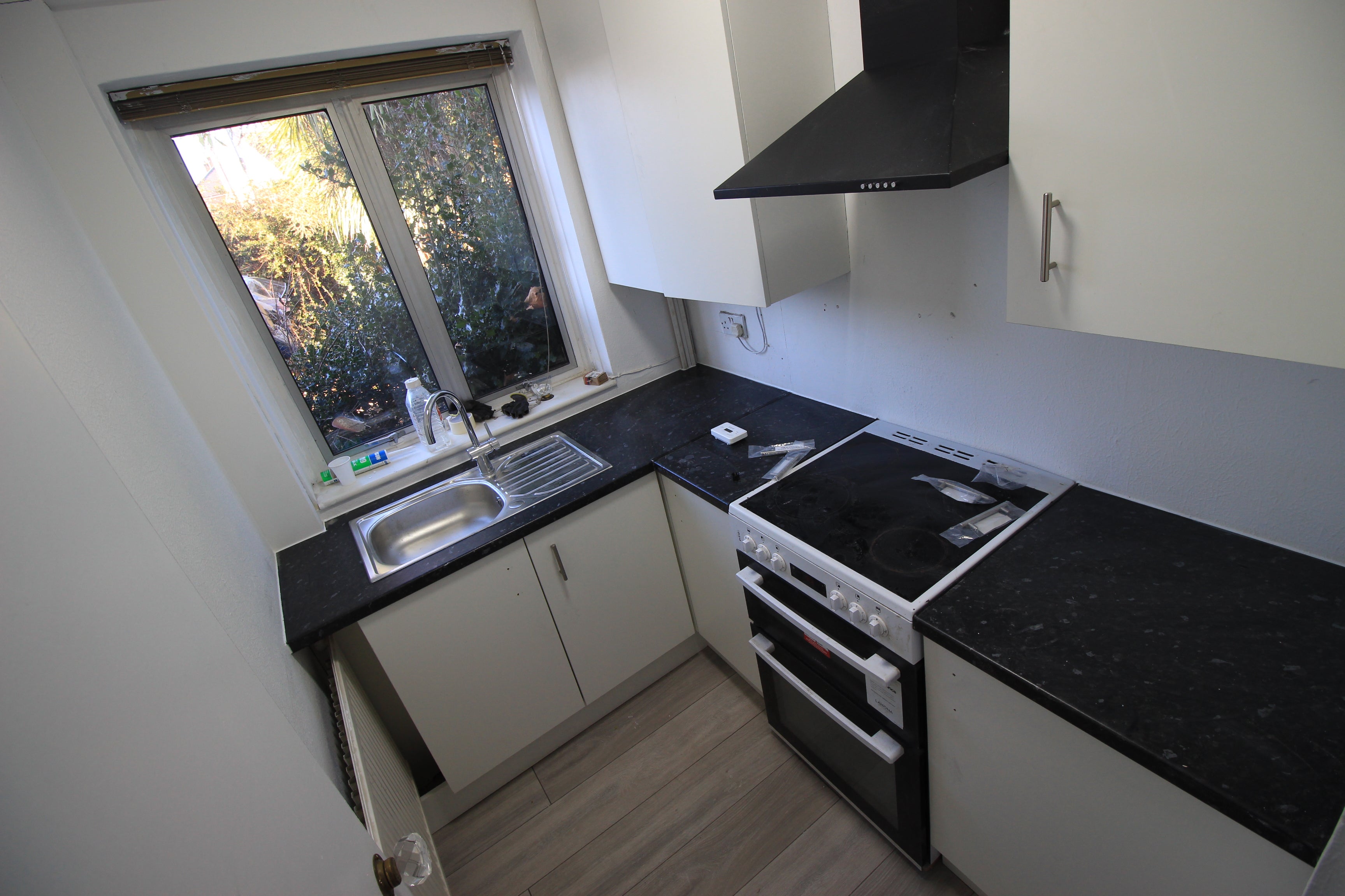 Flat Coldharbour Lane in Greater London
