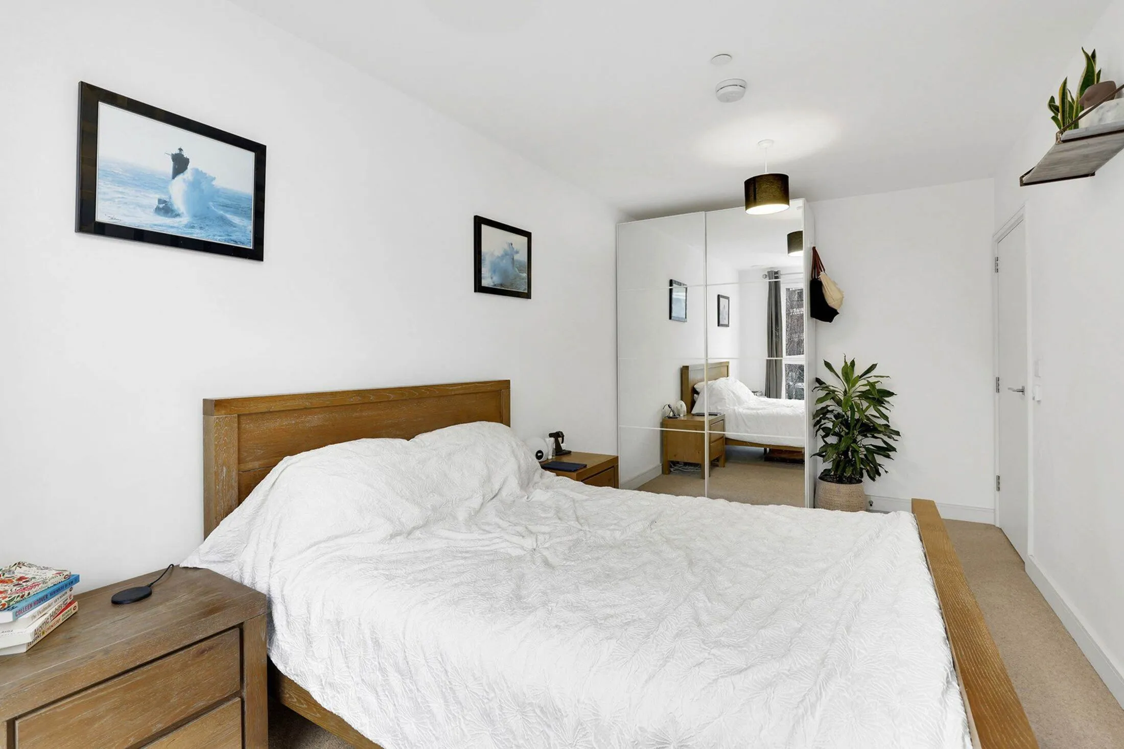 Flat Hebden Place in Greater London