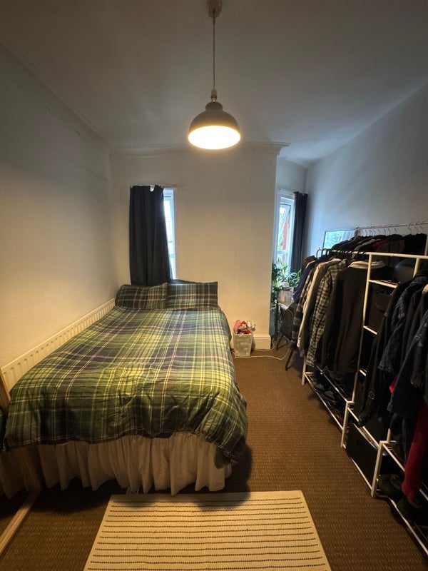 Room Goulden Road in Manchester