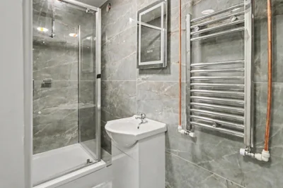 Room Sneyd Street in Stoke-on-Trent
