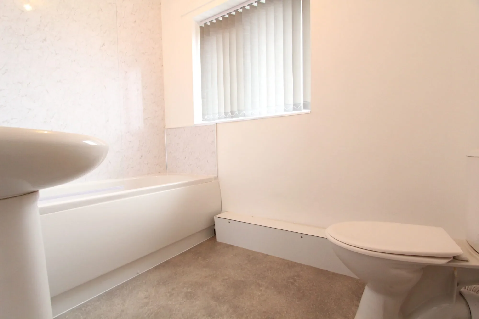 Flat Littlemoor Centre in Chesterfield