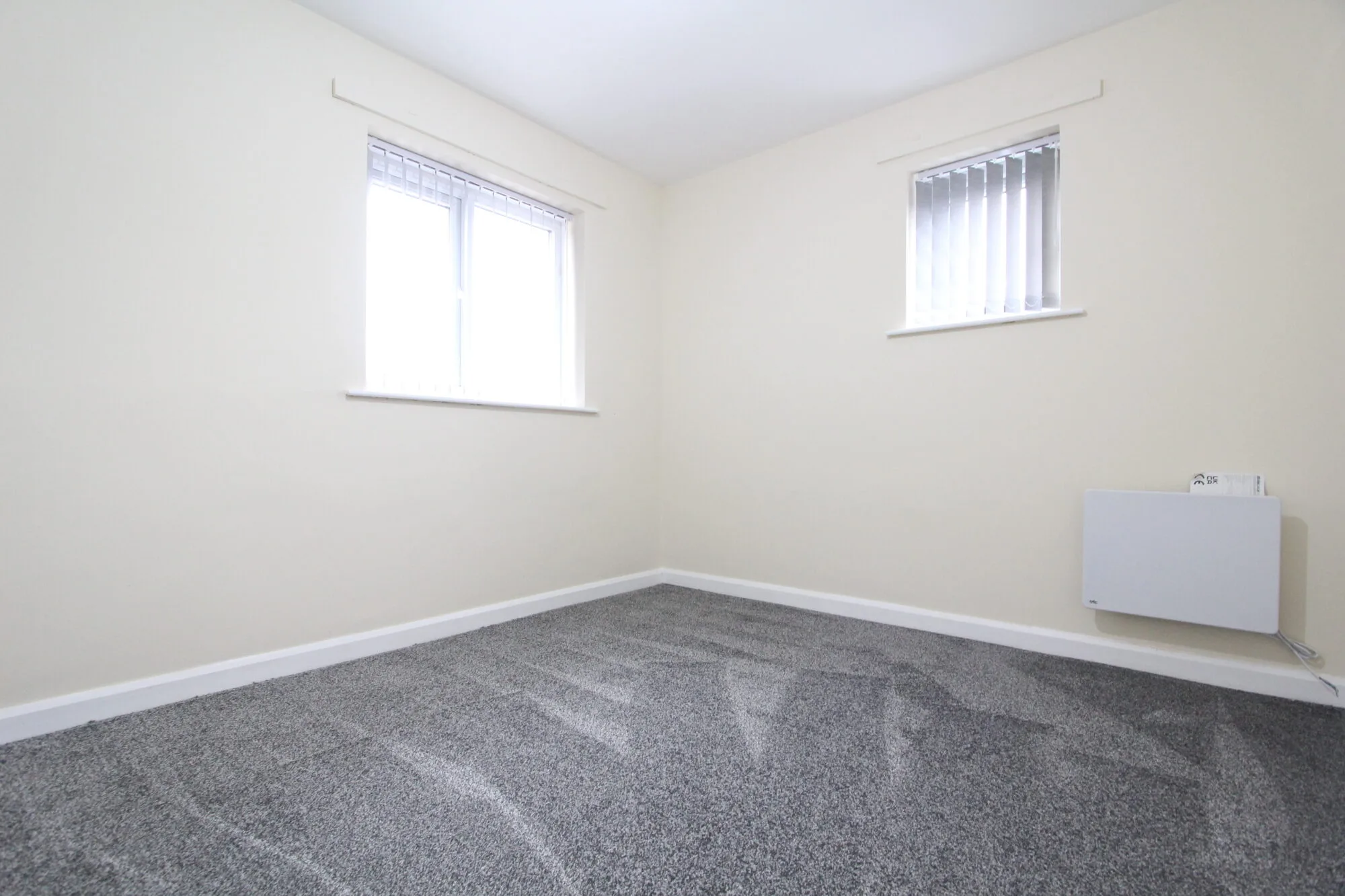 Flat Littlemoor Centre in Chesterfield