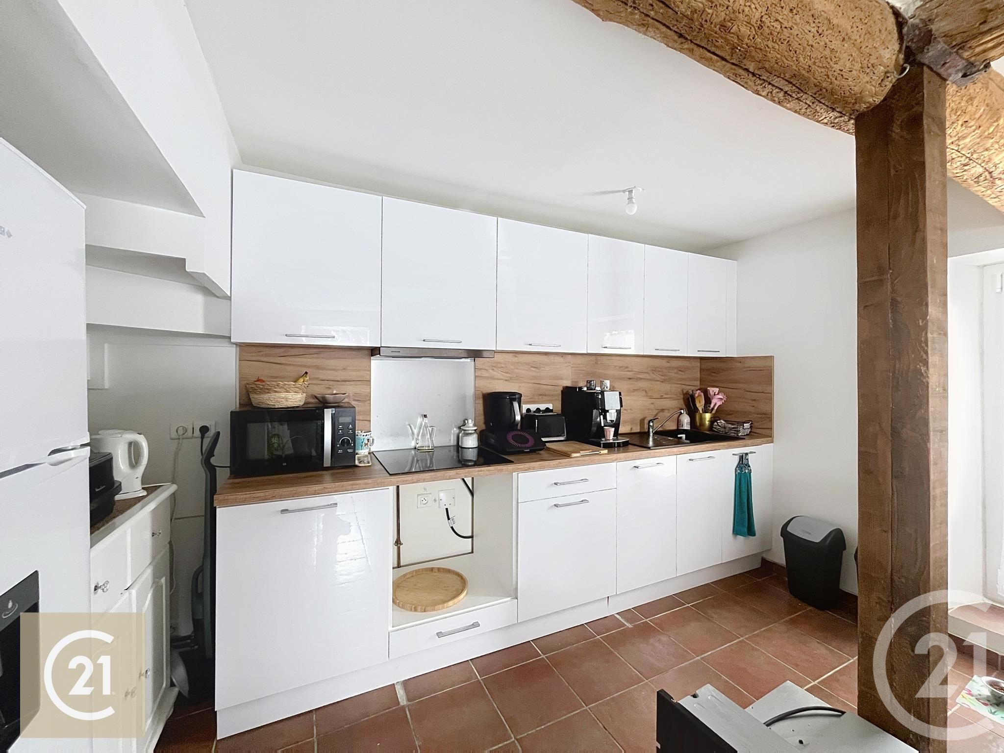 Appartement Place de l'Église à Lignan-sur-Orb