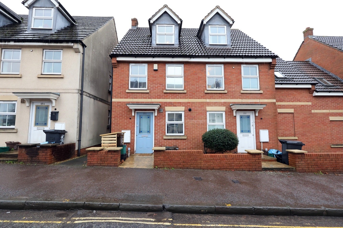 House Whitehall Road in Bristol