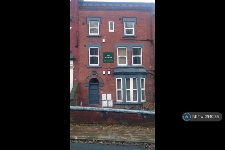 Flat Back Kelso Road in Leeds