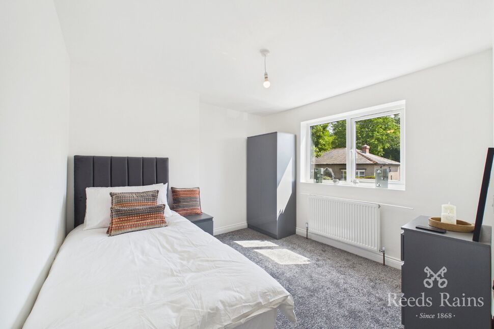 Room Underley Street in Burnley