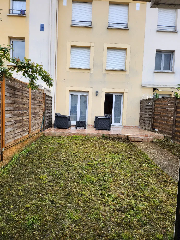 Room Avenue de la Division Leclerc in Sarcelles