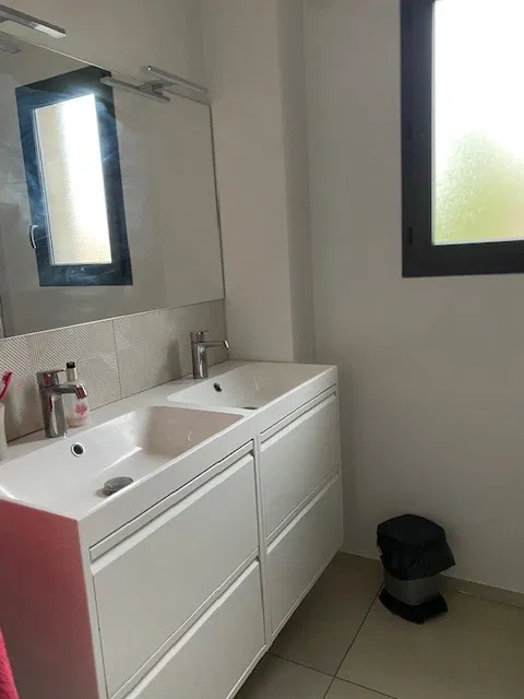 Room Chemin du Cugnet in Neuville-sur-Saône