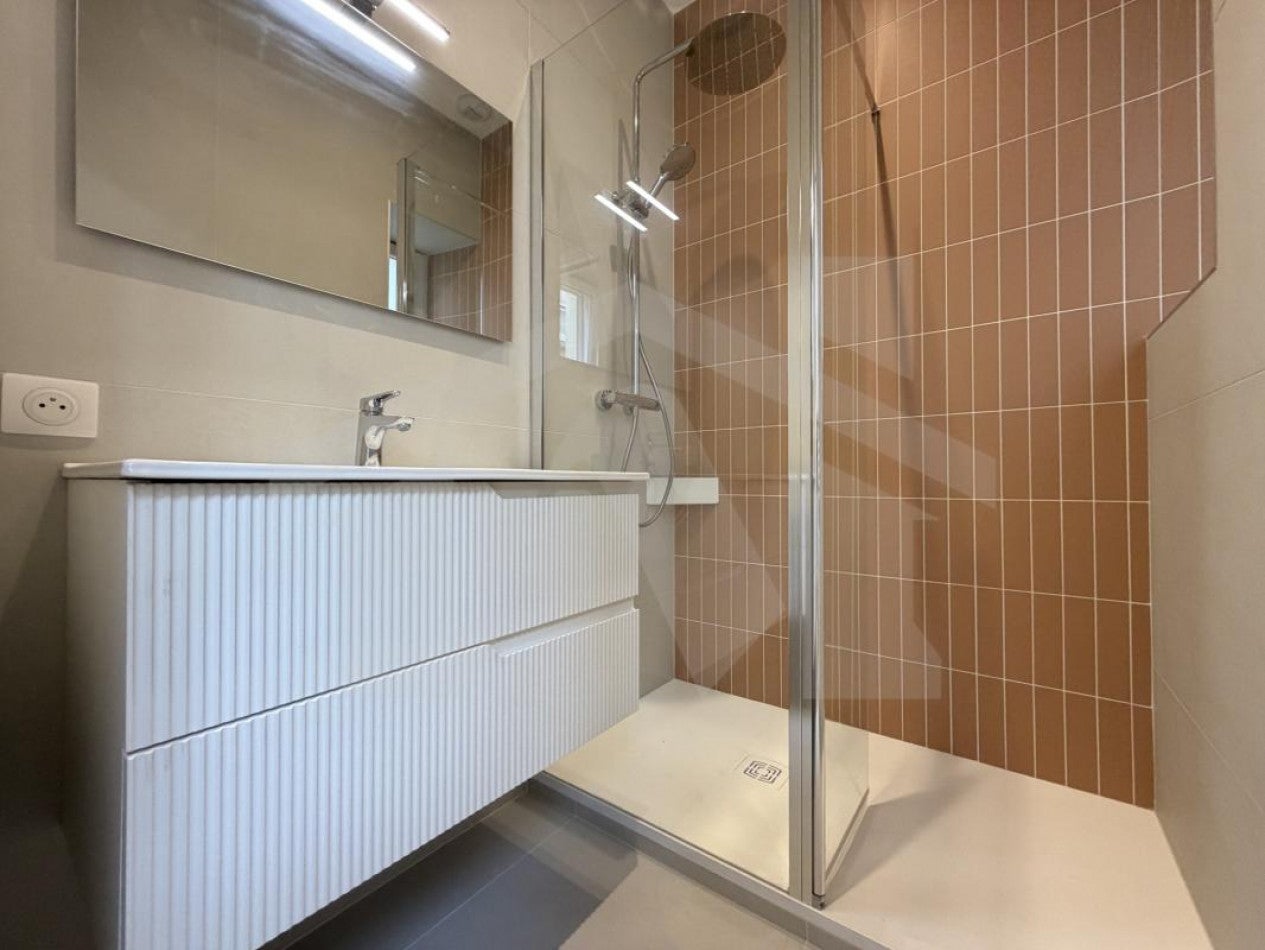 Appartement Rue Humbert II à Grenoble