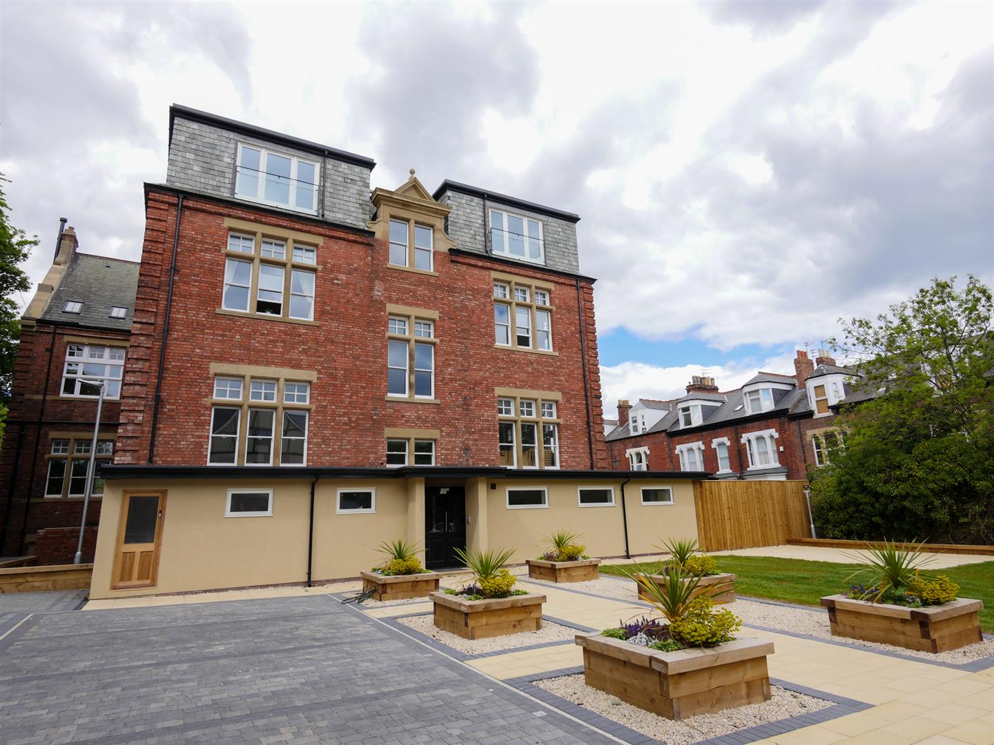 Flat Mowbray Road in Sunderland