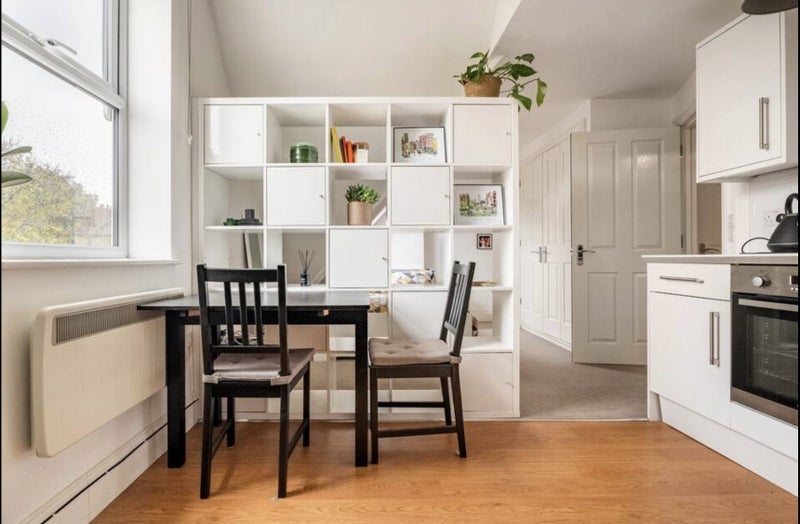 Flat St Mark's Rise in Greater London