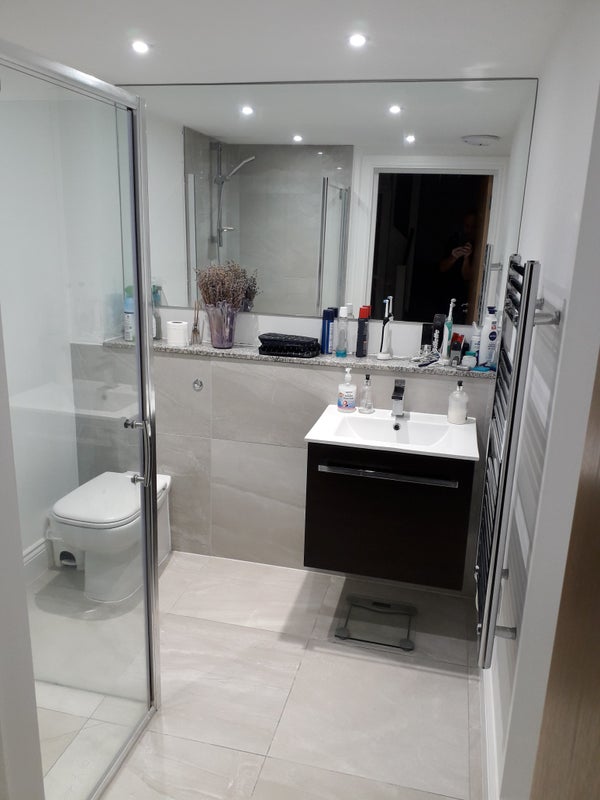 Room Brompton Mews in Greater London