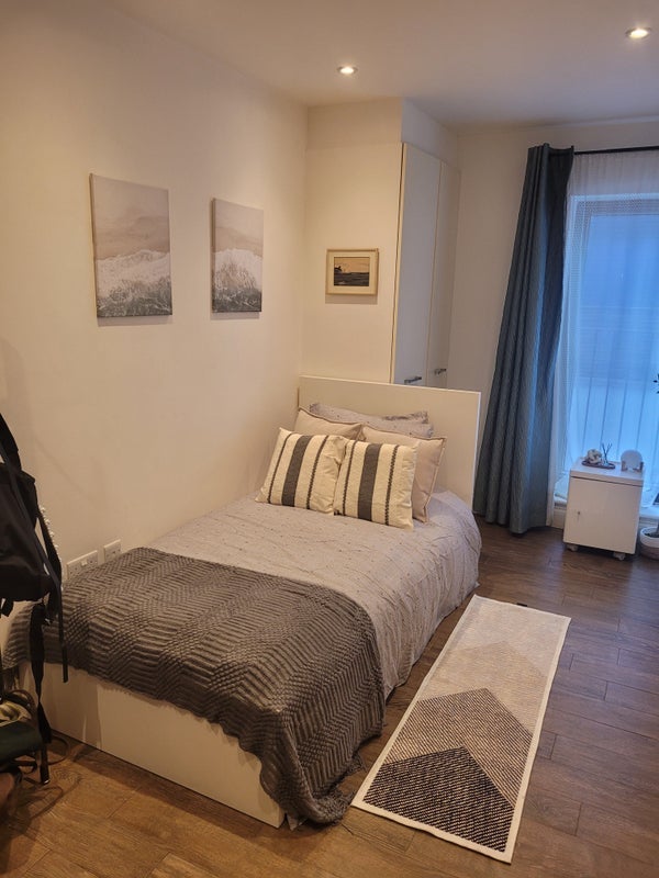 Room Brompton Mews in Greater London