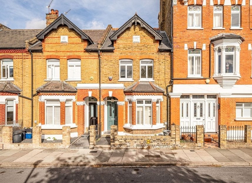 House Amyand Park Road in Greater London