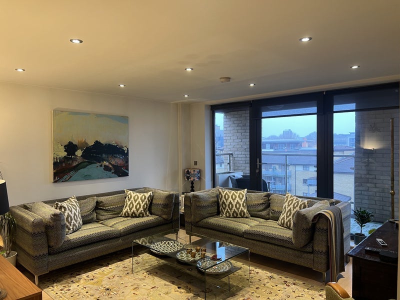 Room Fairfield Road in Greater London