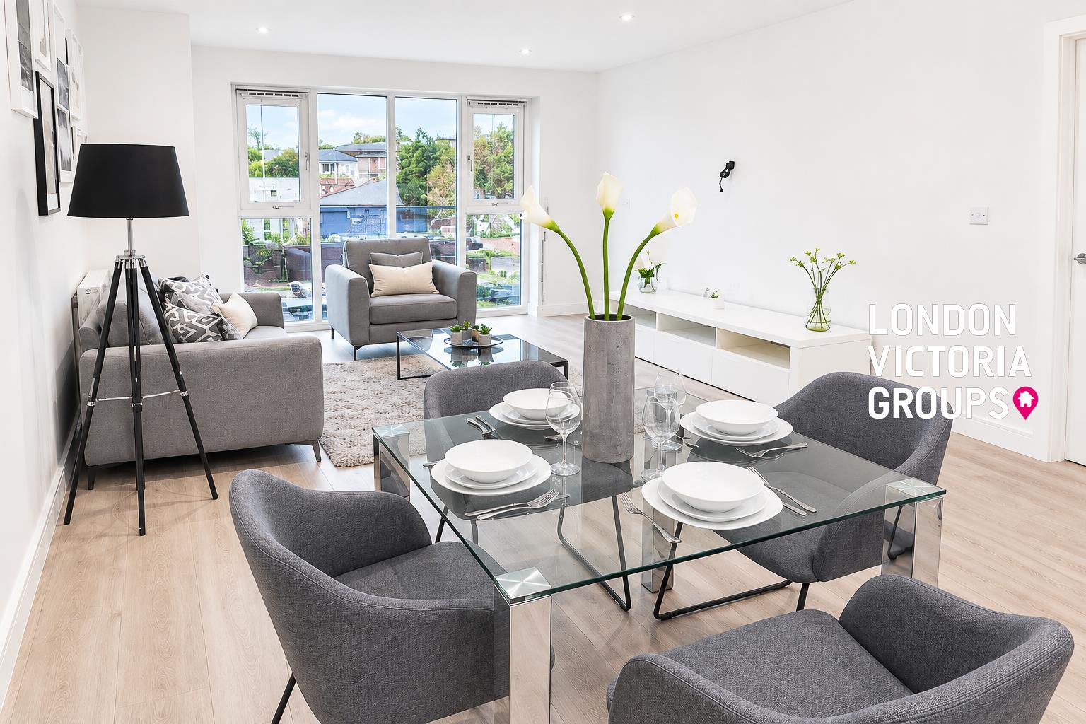 Flat Waterloo Road in Greater London