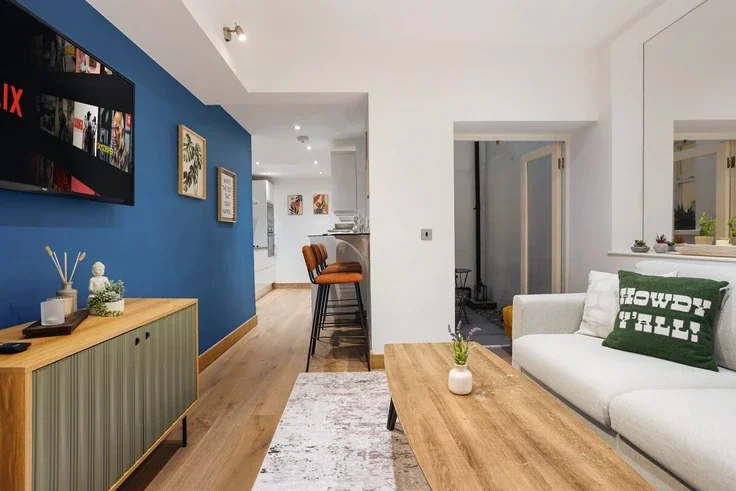 Flat Great Titchfield Street in City of Westminster