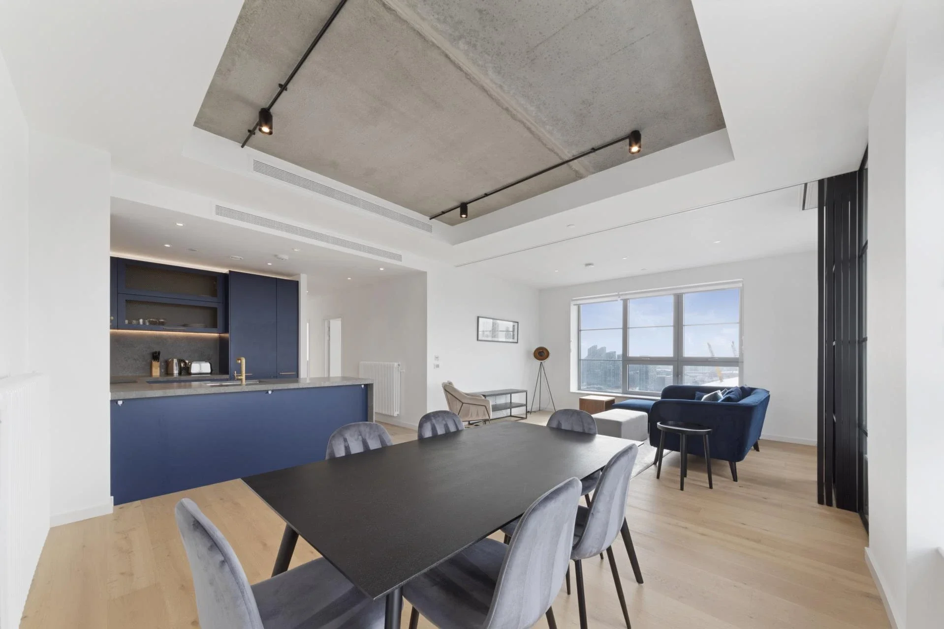 Flat Orchard Place in Greater London