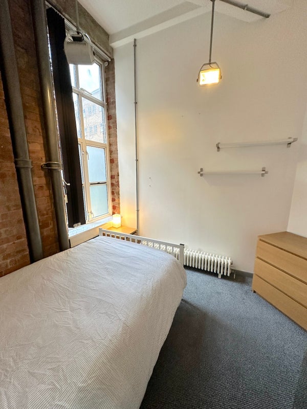 Room Birchfield Street in Greater London