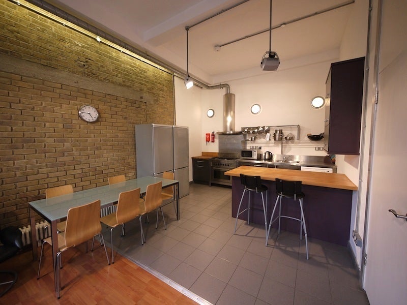 Room Birchfield Street in Greater London