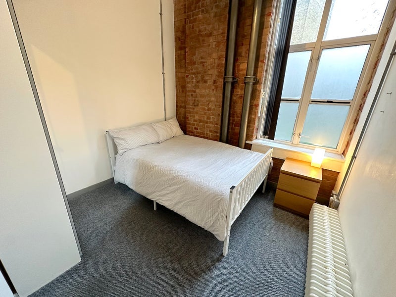 Room Birchfield Street in Greater London
