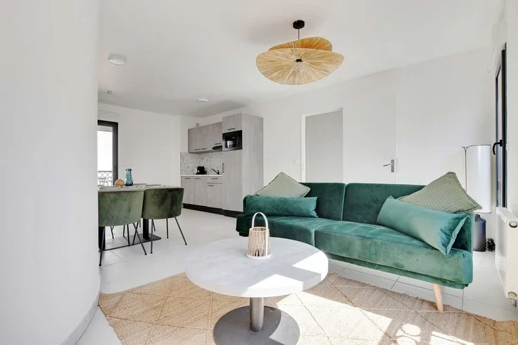 Flat Rue de Verdun in Suresnes