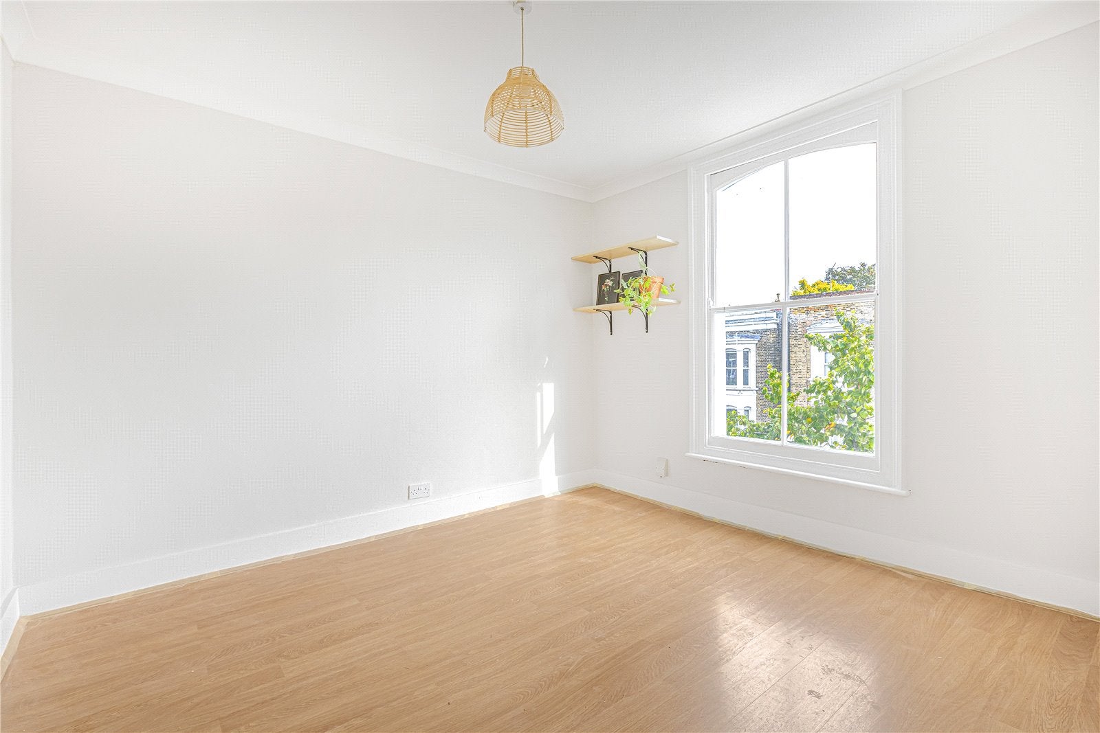 Flat Powerscroft Road in Greater London