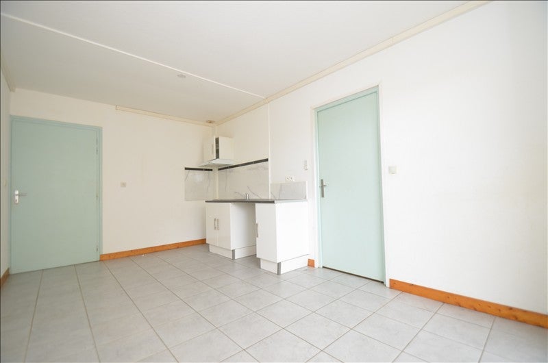 Appartement Rue de La République à Moulin-Neuf