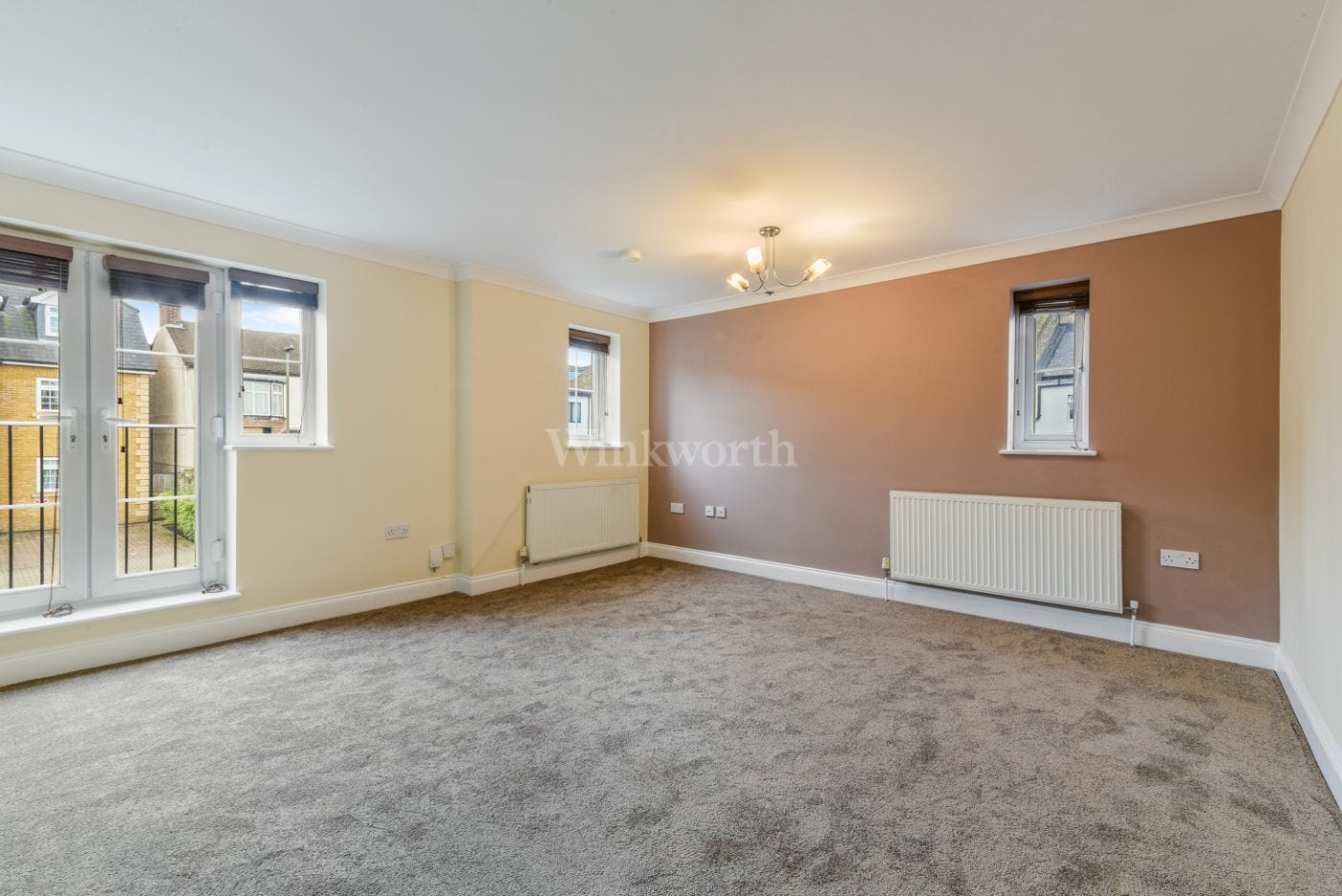 Flat Birkbeck Road in Greater London