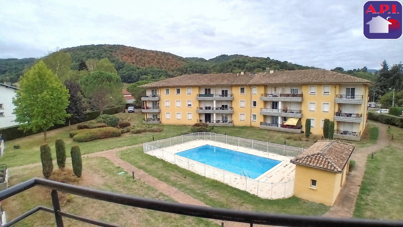 Flat Avenue René Plaisant in Saint-Girons