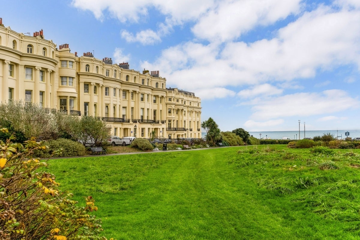 Flat Brunswick Square in Hove