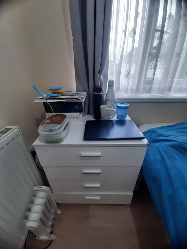 Room St. Paul's Avenue in Greater London