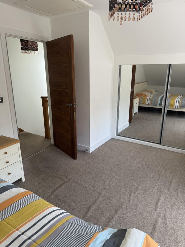 Room Dudsbury Road in Dudsbury